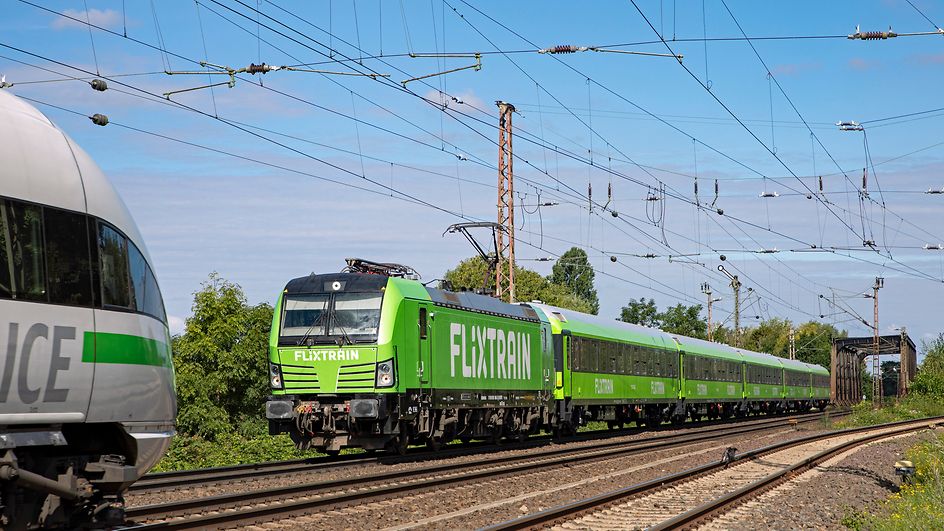 Trassennutzung durch EVU außerhalb der DB - FLIXTRAIN mit Baureihe 193