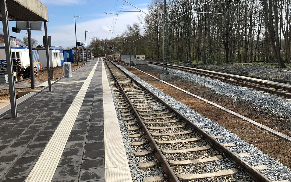 Neuer Bahnsteig in Tönning